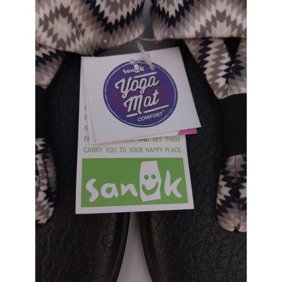 NWT Sanuk Yoga Mat Sling Back Flat Sandal Gray Black White Print New Sz 7 - Picture 12 of 12